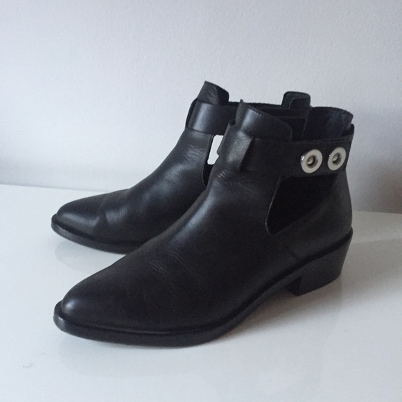 & OTHER STORIES Black Buckle Cutout Booties 38 - Picture 5 of 8